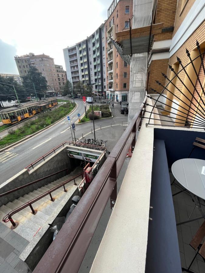 Citta Studi Apartment - Front Metro Lambrate Мілан Екстер'єр фото